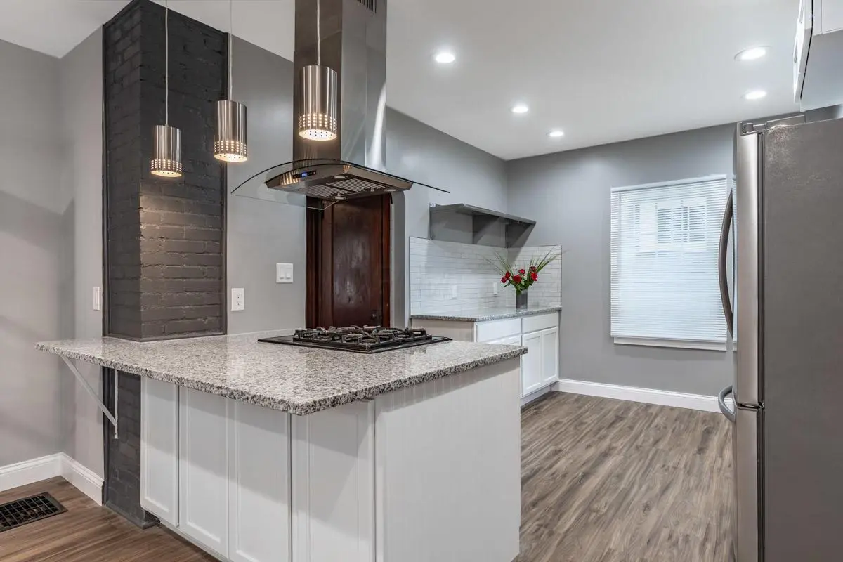 20200803233556137751000000-o