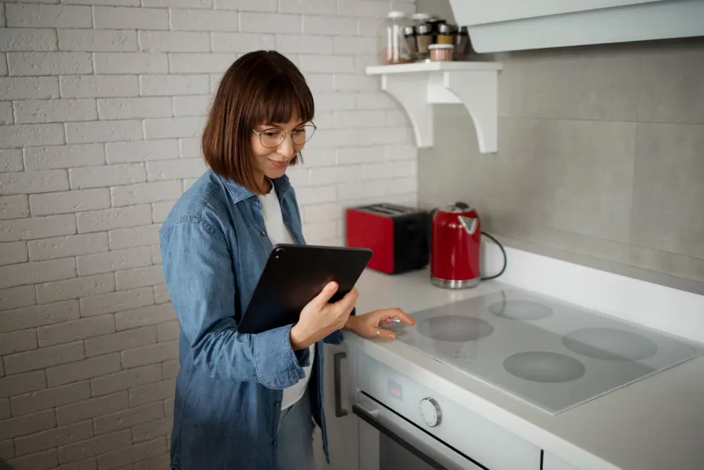 How to Incorporate Smart Technology into Your Kitchen Remodel in Columbus, OH